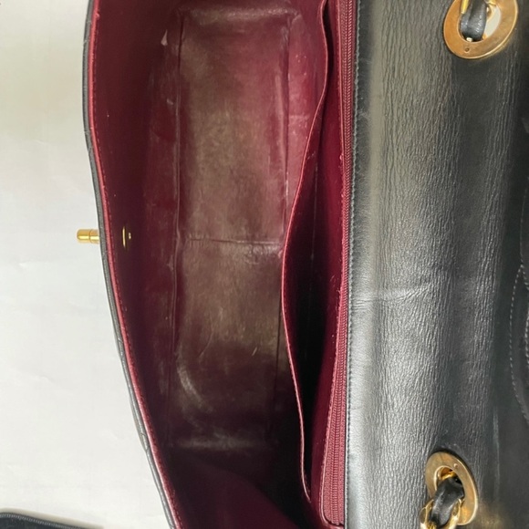 100% Authentic Chanel Vintage Maxi XL Flap Bag - Picture 9 of 11